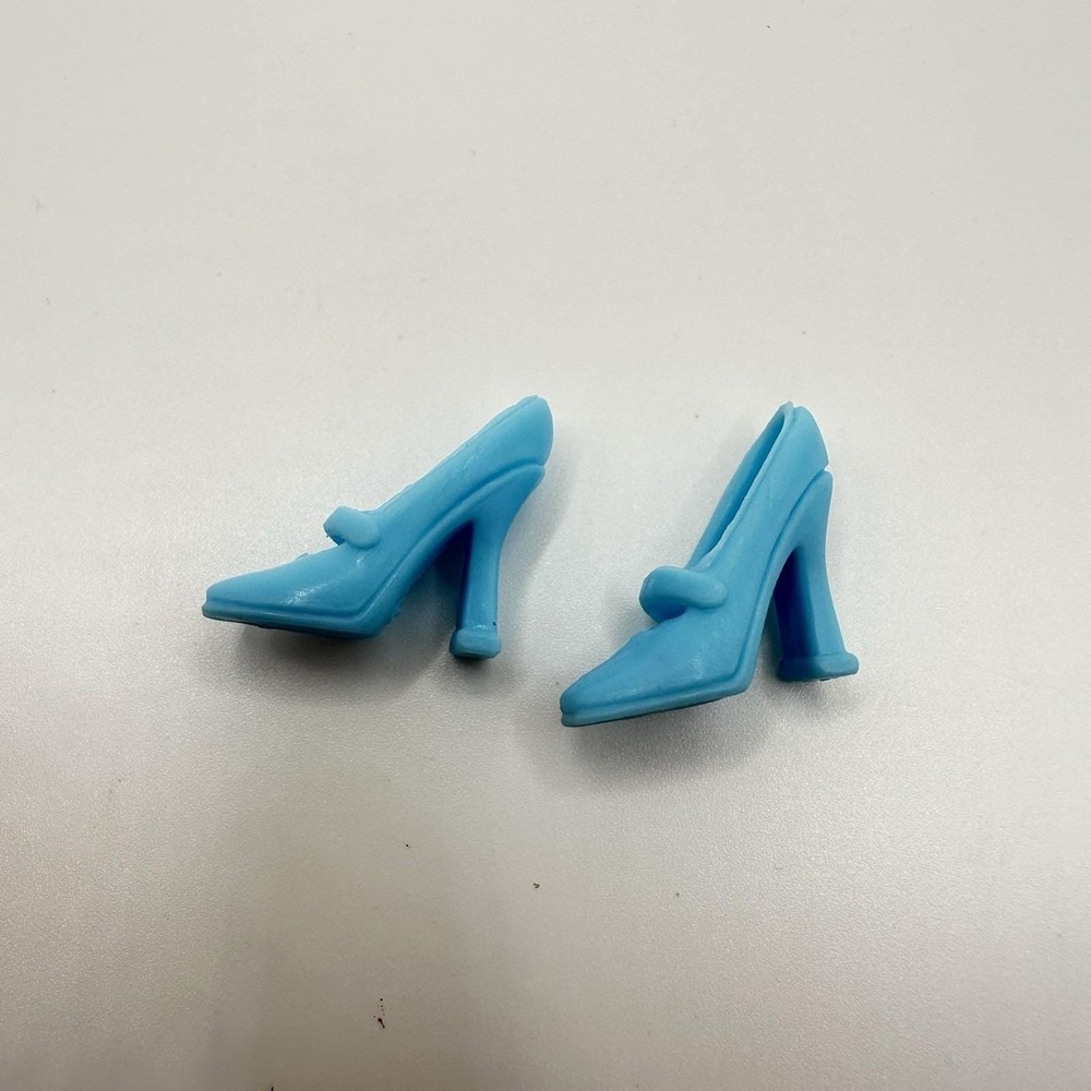 VTG Barbie Doll Heels Shoes Teal Blue Pilgrim Pumps Mattel‎